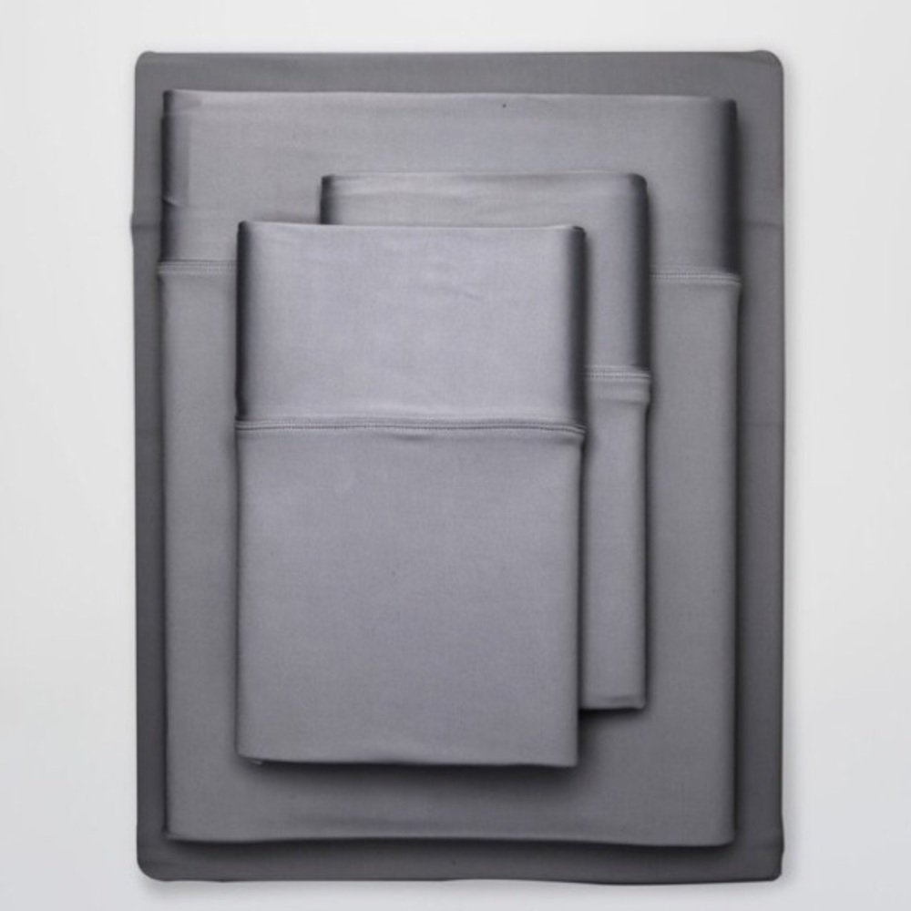 Sheex performance Cal King sheets graphite color